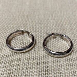 Vintage Sterling Silver 1” x 3/16” Hoop Earrings